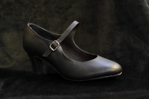 H No. 8238 2/2.5 inch Thick Heel (Black)